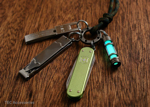 Everyday Carry Keychain Organizer
