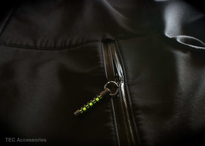 Isotope zipper pull