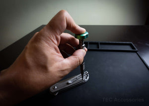 Micro-Torq titanium hex bit driver fingertip use