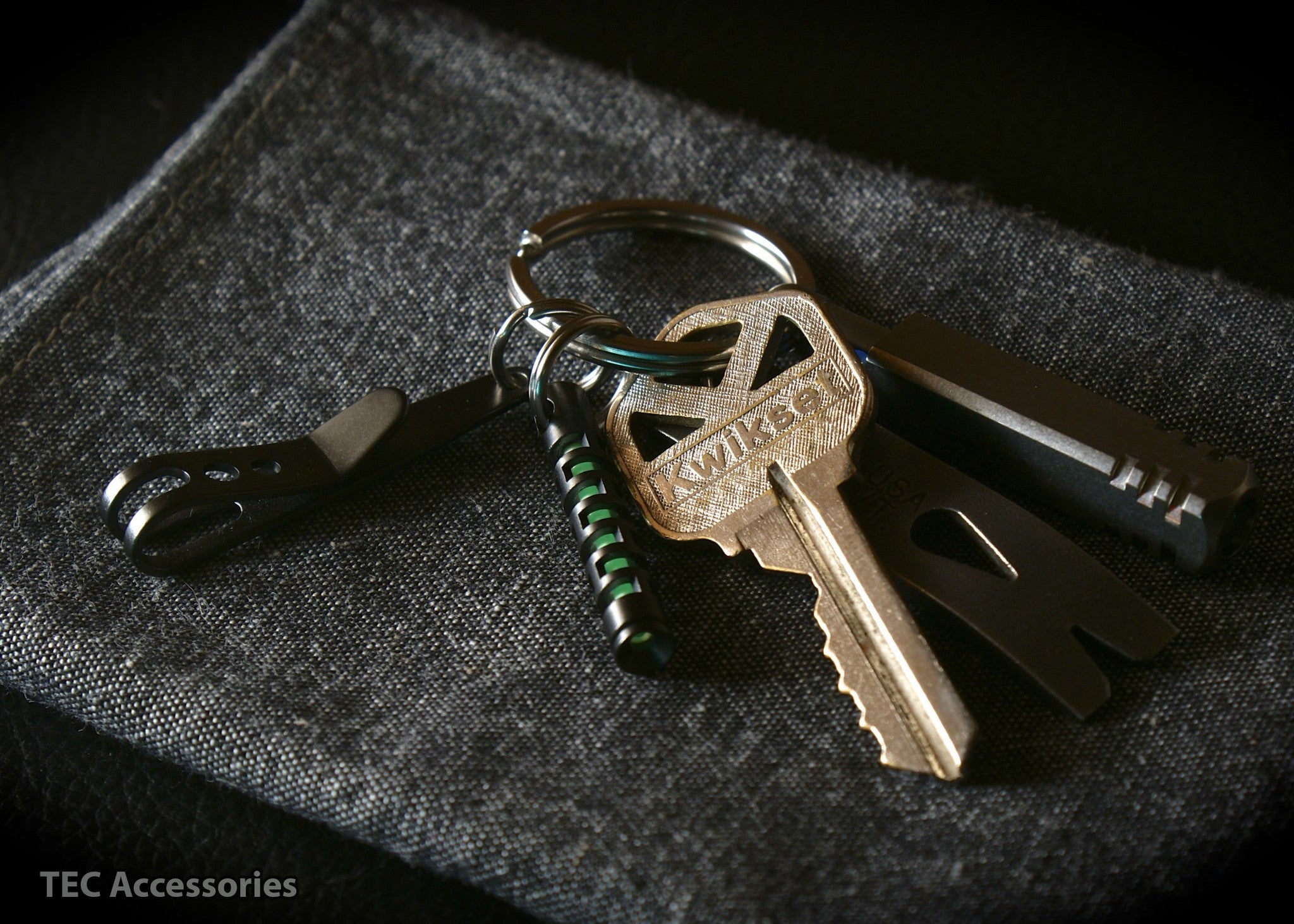 TEC-S360 Isotope Black Diamond Keychain