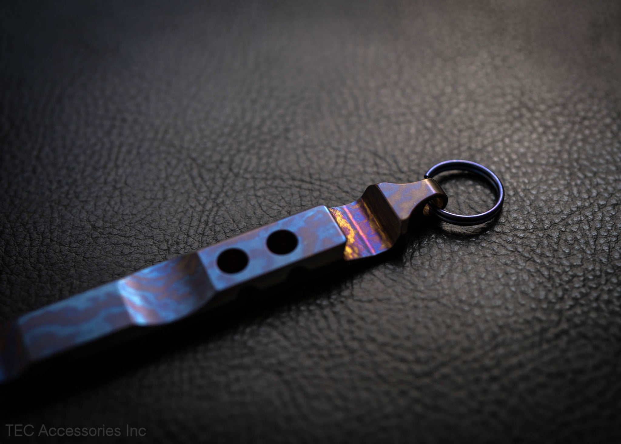 Ti-Pry Timascus Edition bottle opener feature