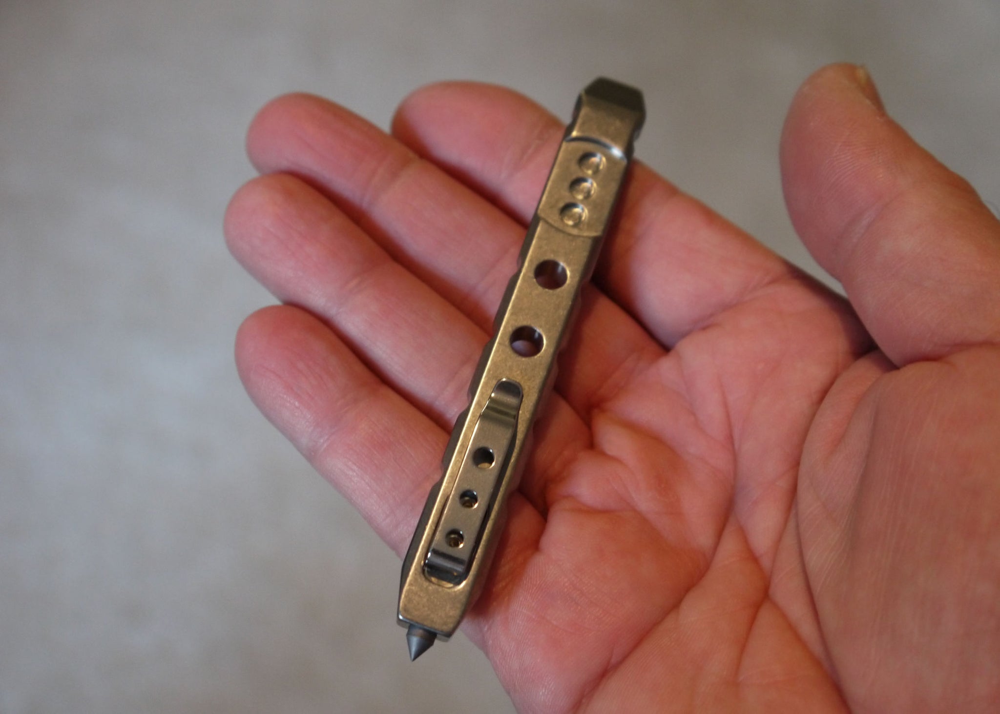 Ti-Pry Titanium Pry Bar: Pocket Edition